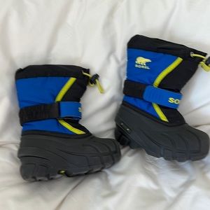 Kid’s Sorel Boots, size 6.